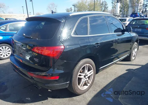 2014 Audi Q5 2.0T Premium from USA, damaged, VIN WA1LFAFP2EA075395
